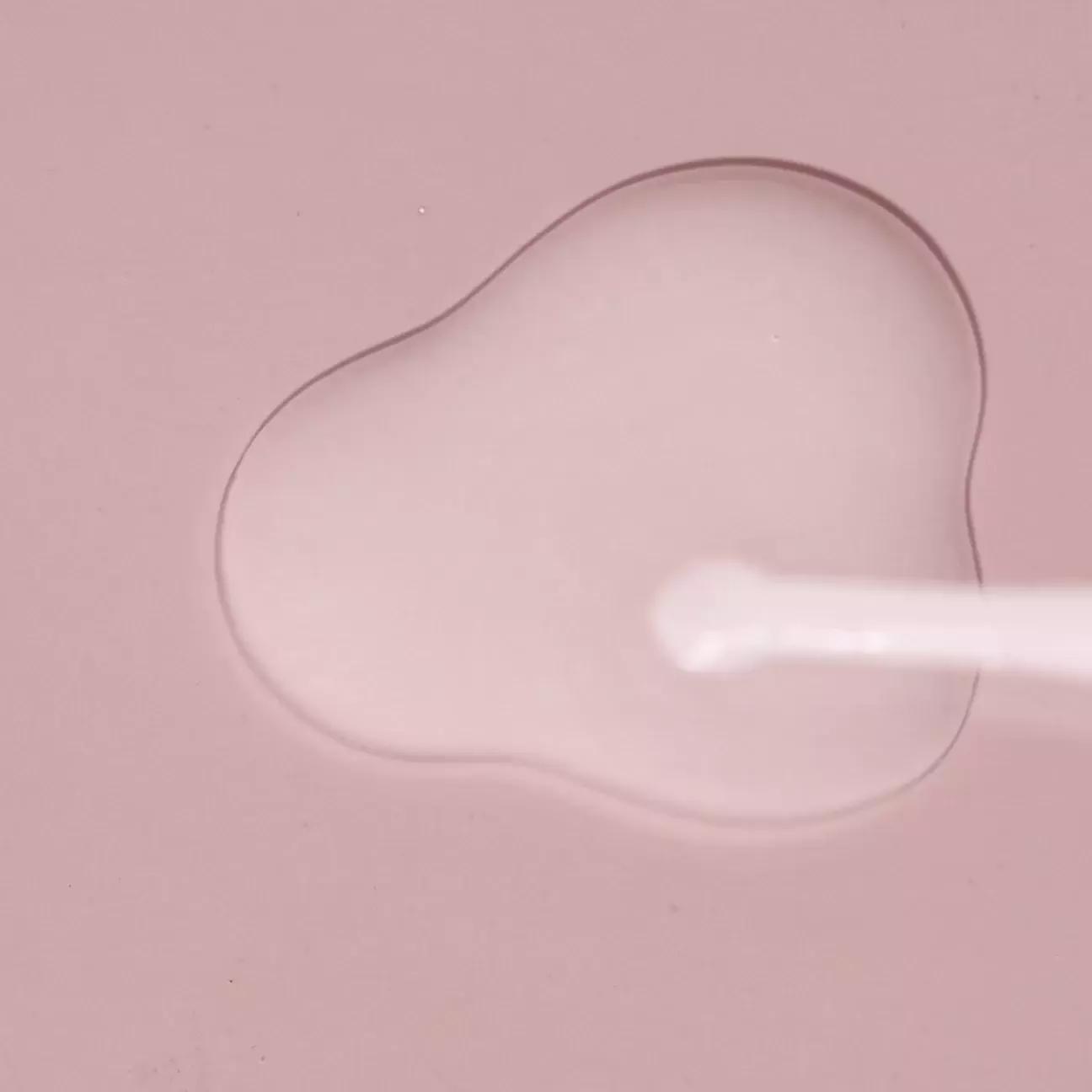 Transforming Liquid to Powder Dry shampoo image 3